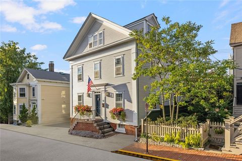 28 John Street 30 Newport RI 02840