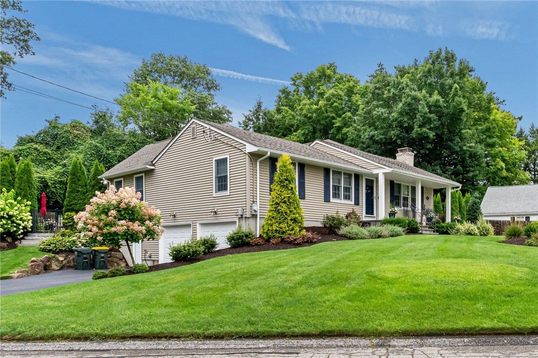 15 Macintosh Drive