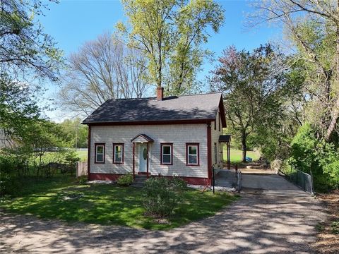 183 Annaquatucket Road North Kingstown RI 02852