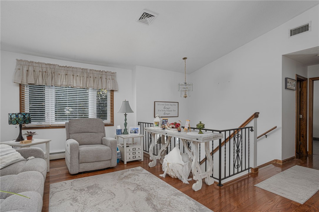 40 Red Oak Drive