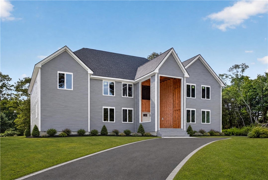 1051 Old Smithfield Road
