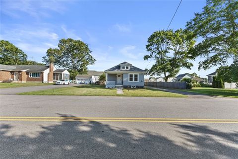 3 Riverview Avenue Westerly RI 02891