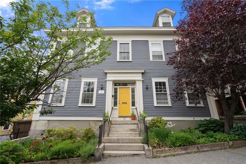 22 Halsey Street 1 Providence RI 02906