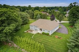 6 Kenwood Court