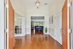 6 Kenwood Court