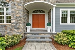 6 Kenwood Court