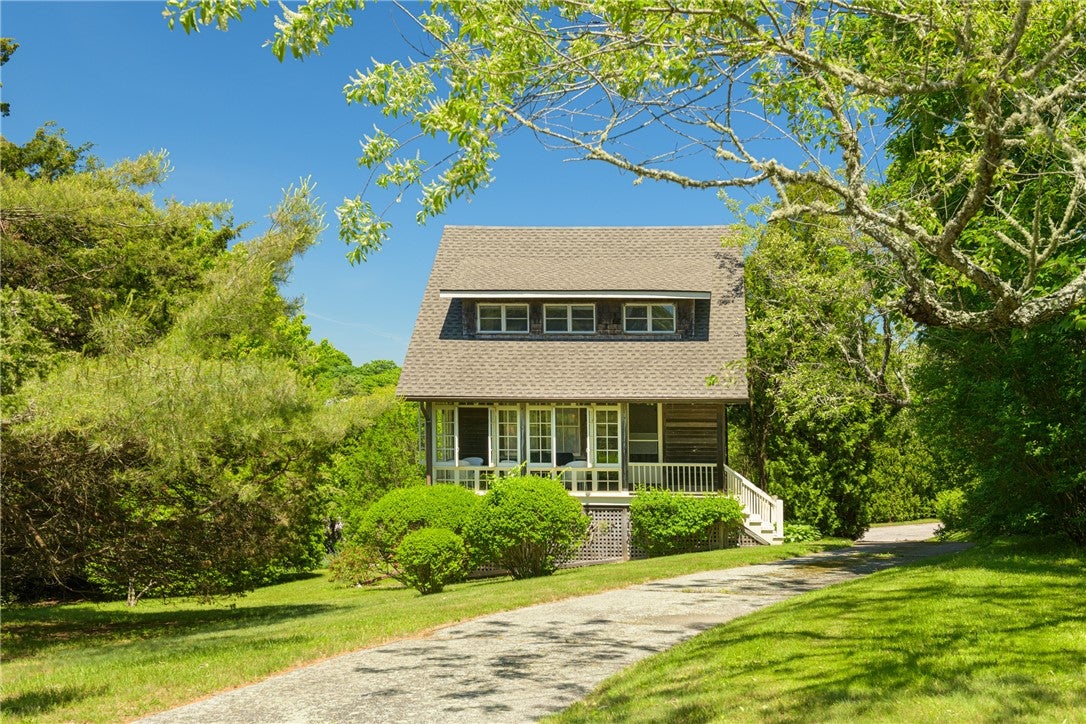 6 Chapel Place