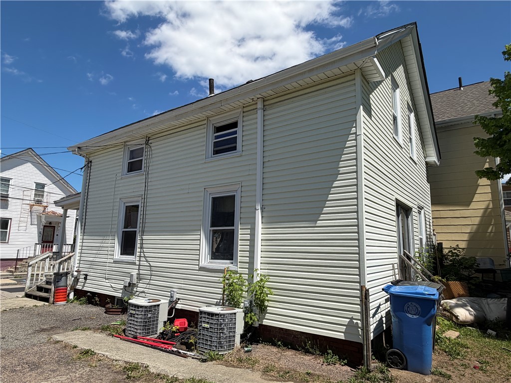 52 Hillwood Street