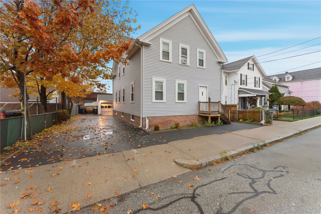 108 Waterman Avenue 2