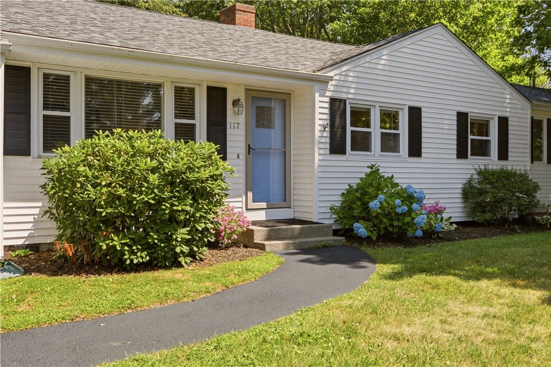 117 Canonchet Drive