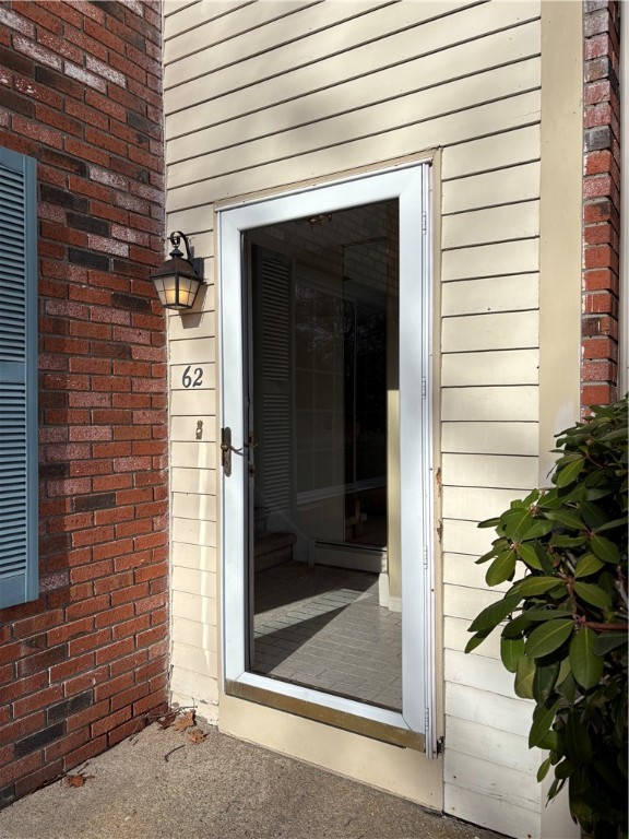 62 Governors Hill 572