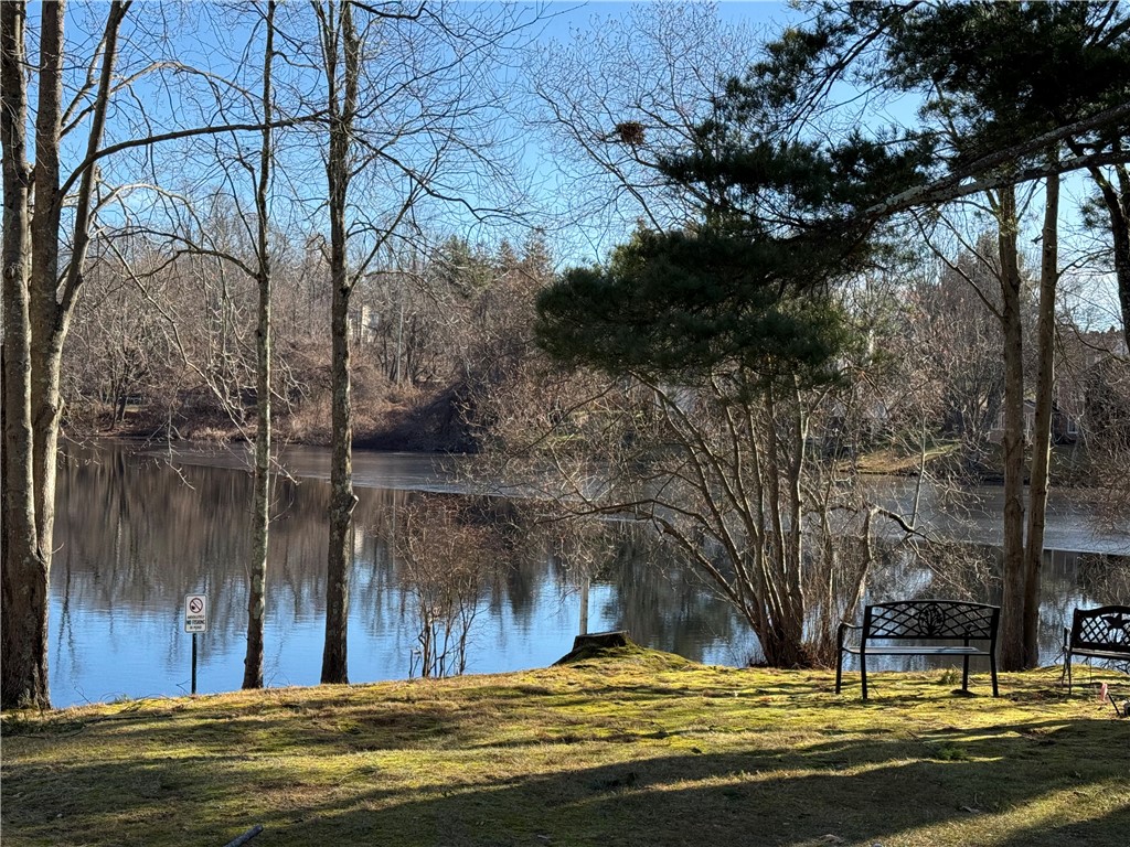 62 Governors Hill 572