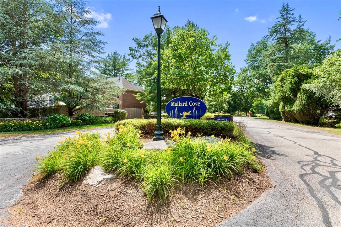 1 Mallard Cove Way