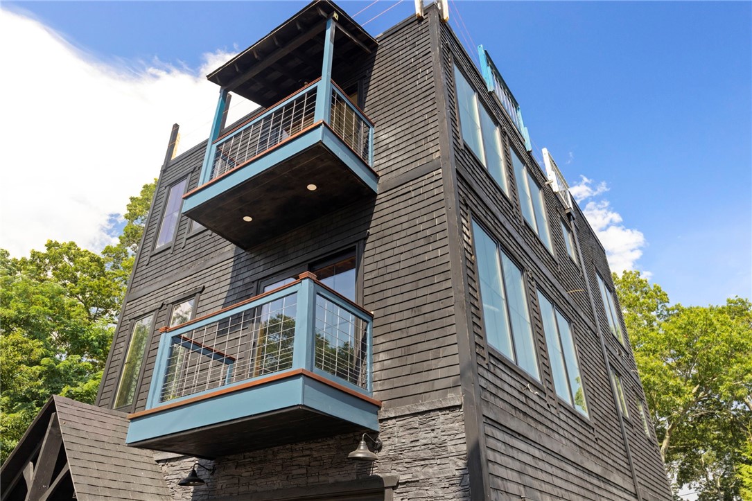 388 Sea View Drive