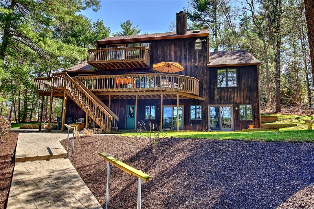 48 Wood Cove Drive