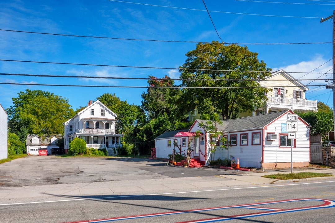 742 Hope Street
