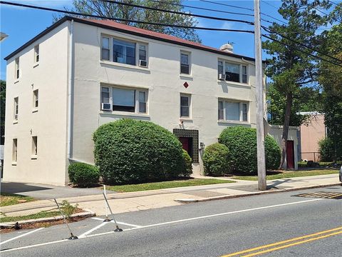 428 Hope Street Providence RI 02906