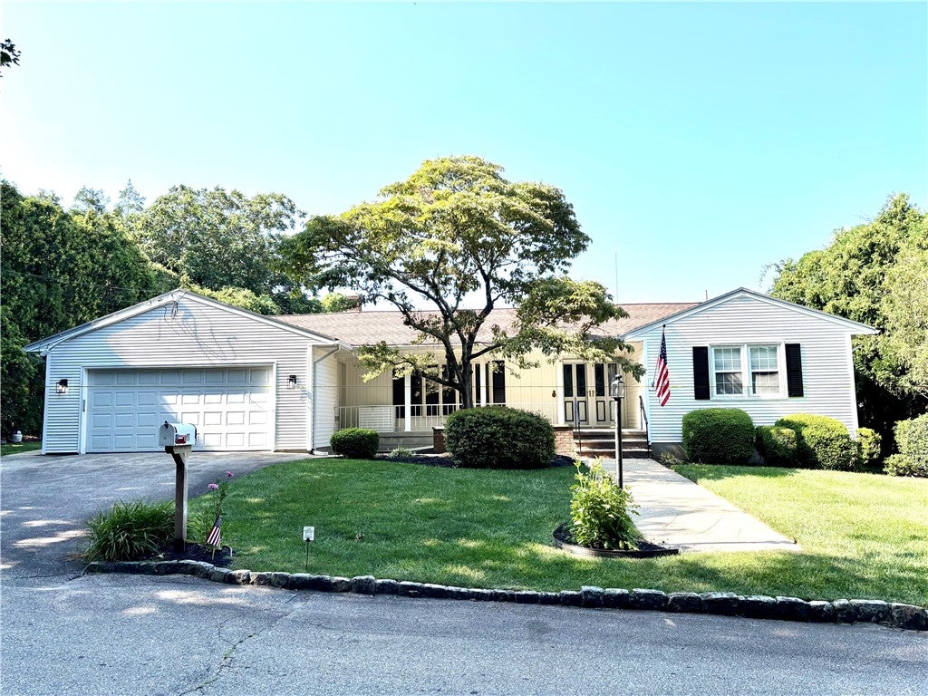 55 Nightingale Avenue