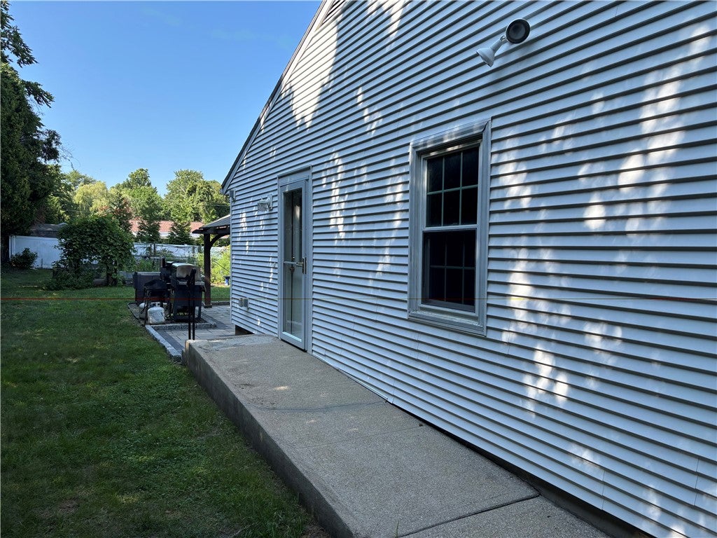 55 Nightingale Avenue