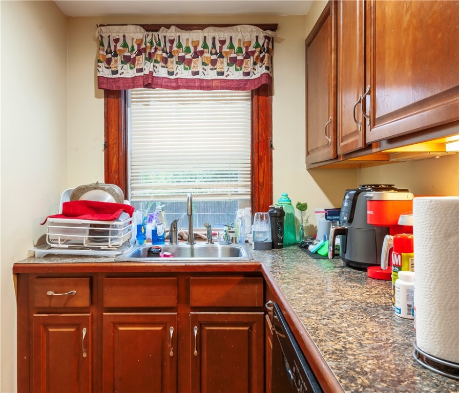 139 Tweed Street 141