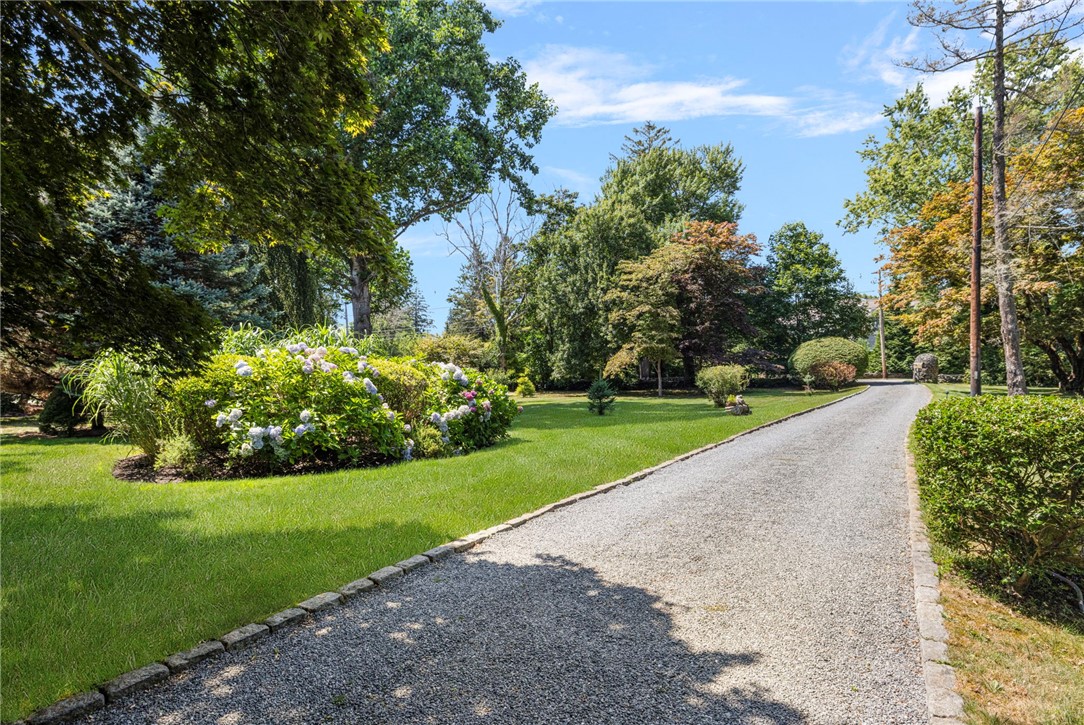 360 RUMSTICK Road
