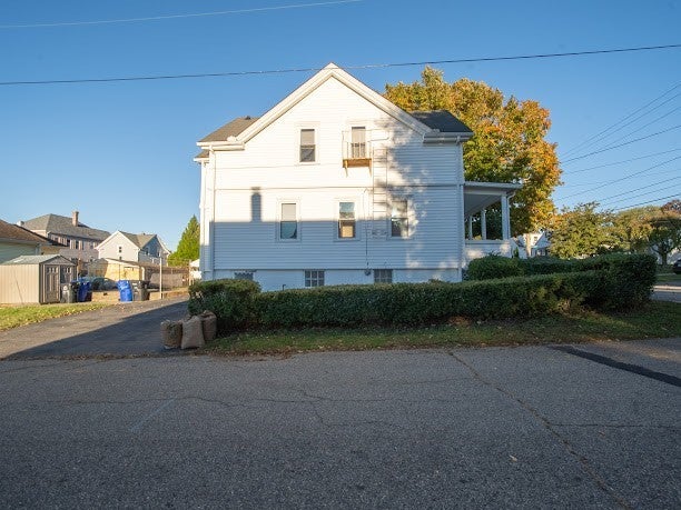 277 Mauran Avenue