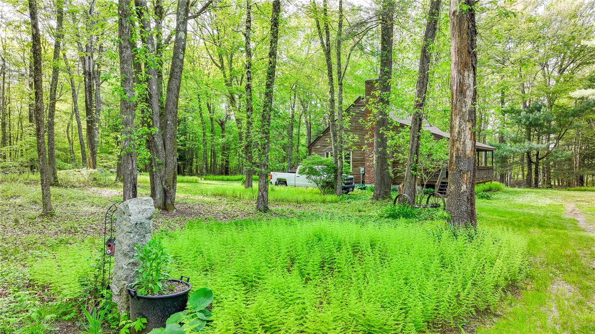 212 ABSALONA HILL Road