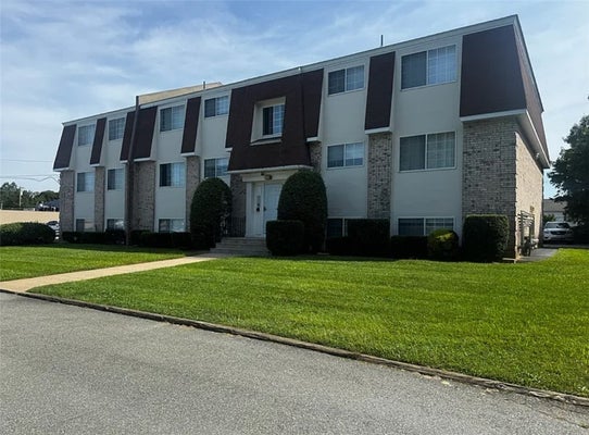 182 CHENANGO AVE APT 4, NORTH PROVIDENCE, RI 02904 - Image 60d5cb0bc87087182fab46ce95d09f4e/4087690426