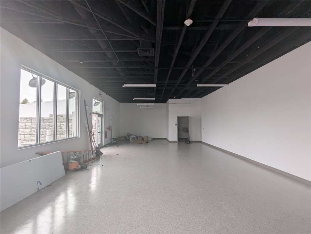 1700 Mineral Spring Avenue