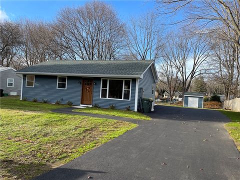 14 Douglas Circle Smithfield RI 02828