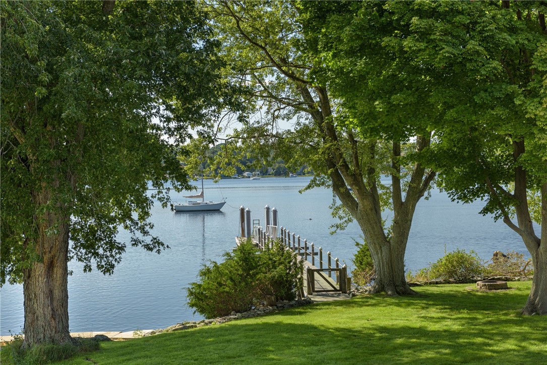 39 Shore Drive