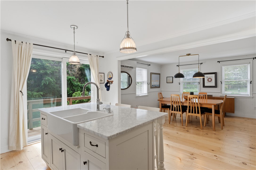 60 Westwind Road