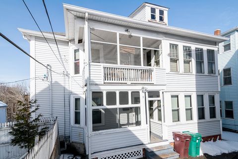 7 9 Gaulin Avenue Woonsocket RI 02895