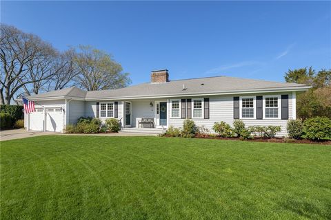 45 Berwick Place East Providence RI 02916