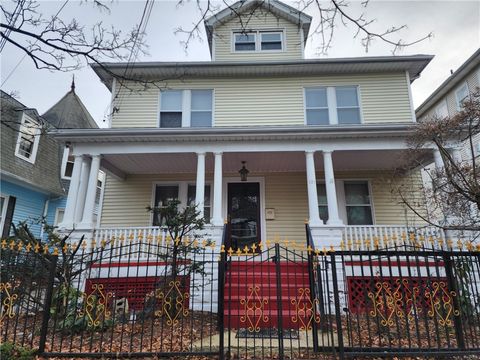 Single Family Residence in Providence RI 191 Linwood Avenue.jpg