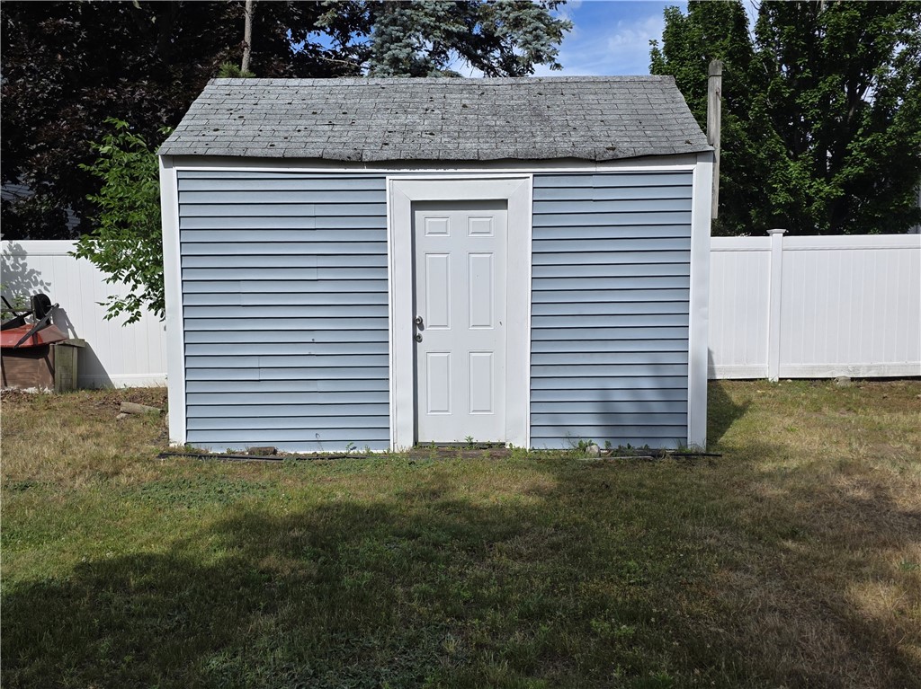39 Allendale Avenue
