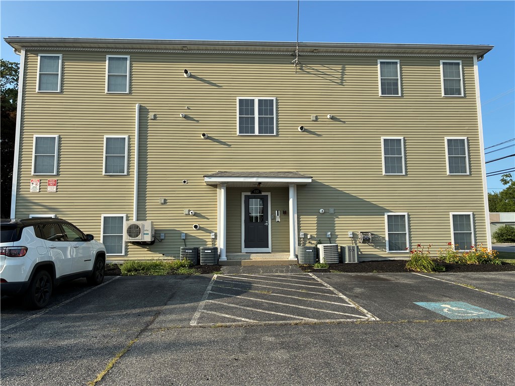483 North Broadway Street 3b