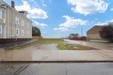 690 Potters Avenue Providence RI 02907