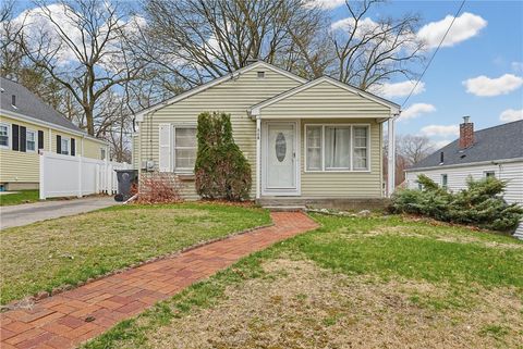 58 Davis Avenue Cranston RI 02910