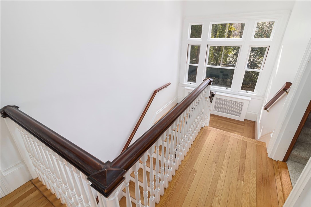 Warwick, Rhode Island, 02818, United States, 5 Bedrooms Bedrooms, ,4 BathroomsBathrooms,Residential,Active,2034279