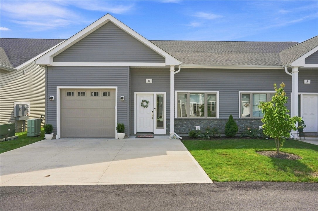 6 West Valley Circle