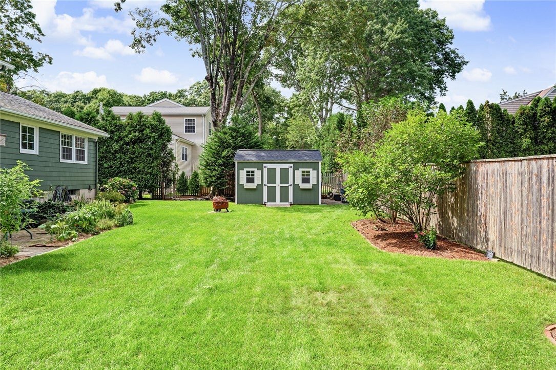 10 Cherry Lane