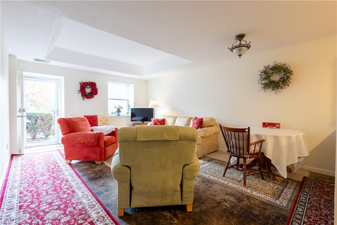 3524 West Shore Road 215