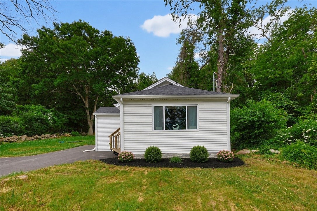 1703 Crandall Road