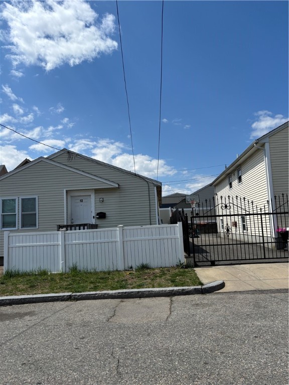 13 Halton Street