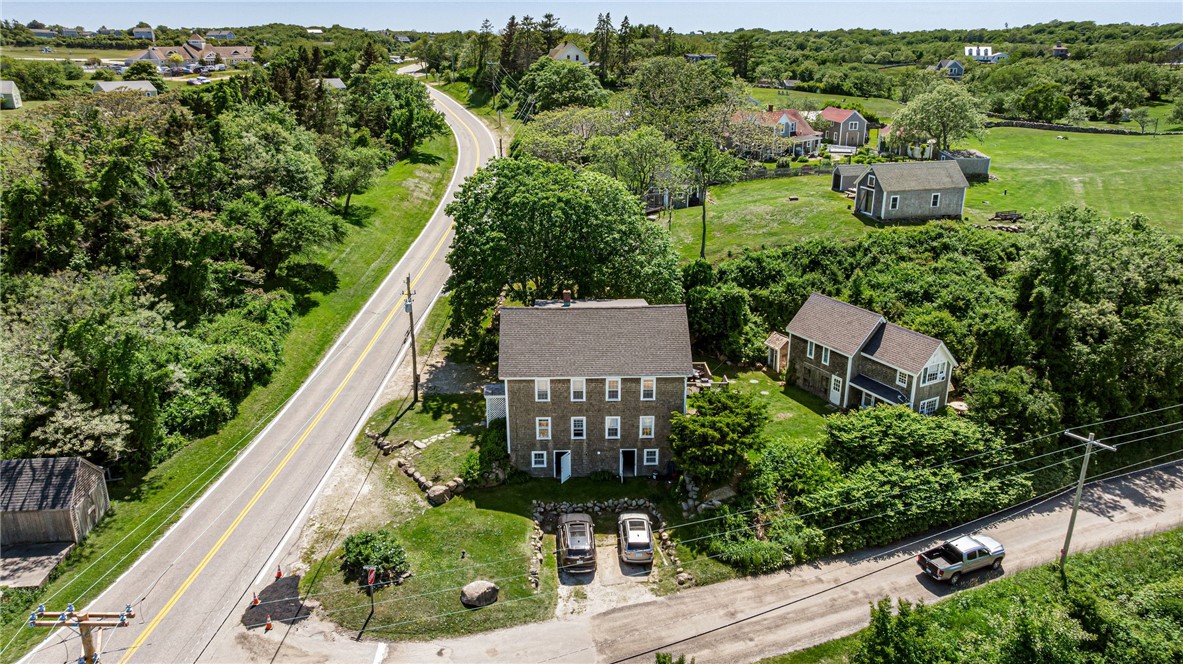 557 Center Road