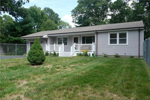 41 BISHOP HILL RD, JOHNSTON, RI 02919 - Image 64a9a098faaa27e2ca86274d4485bfef/2341750714