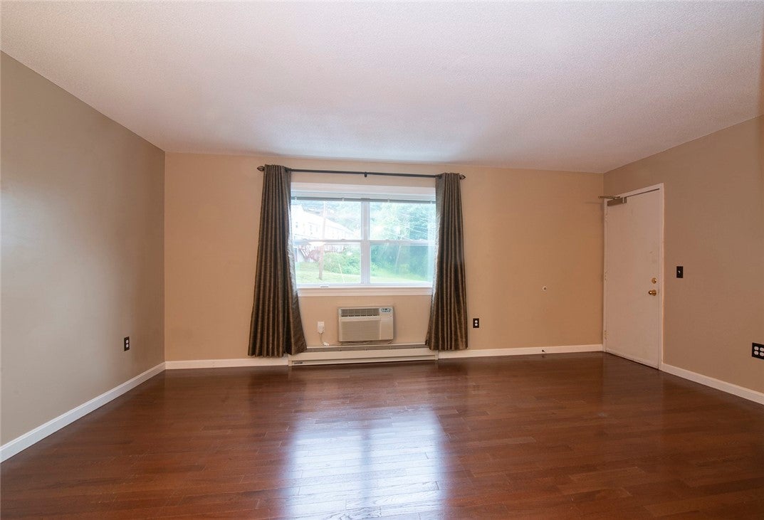 19 Apache Drive E