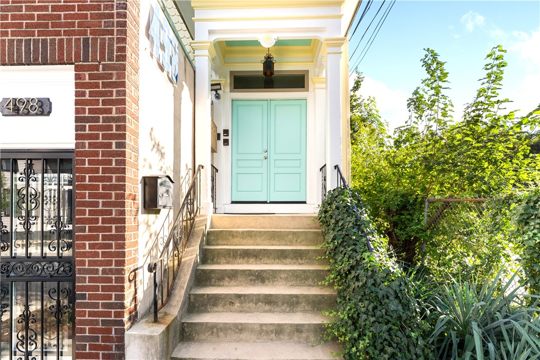 498 Washington Street