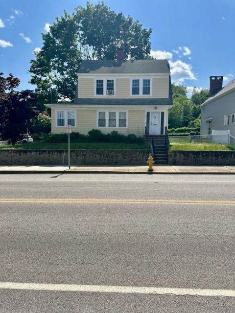 Single Family Residence in Pawtucket RI 180 Power Road.jpg